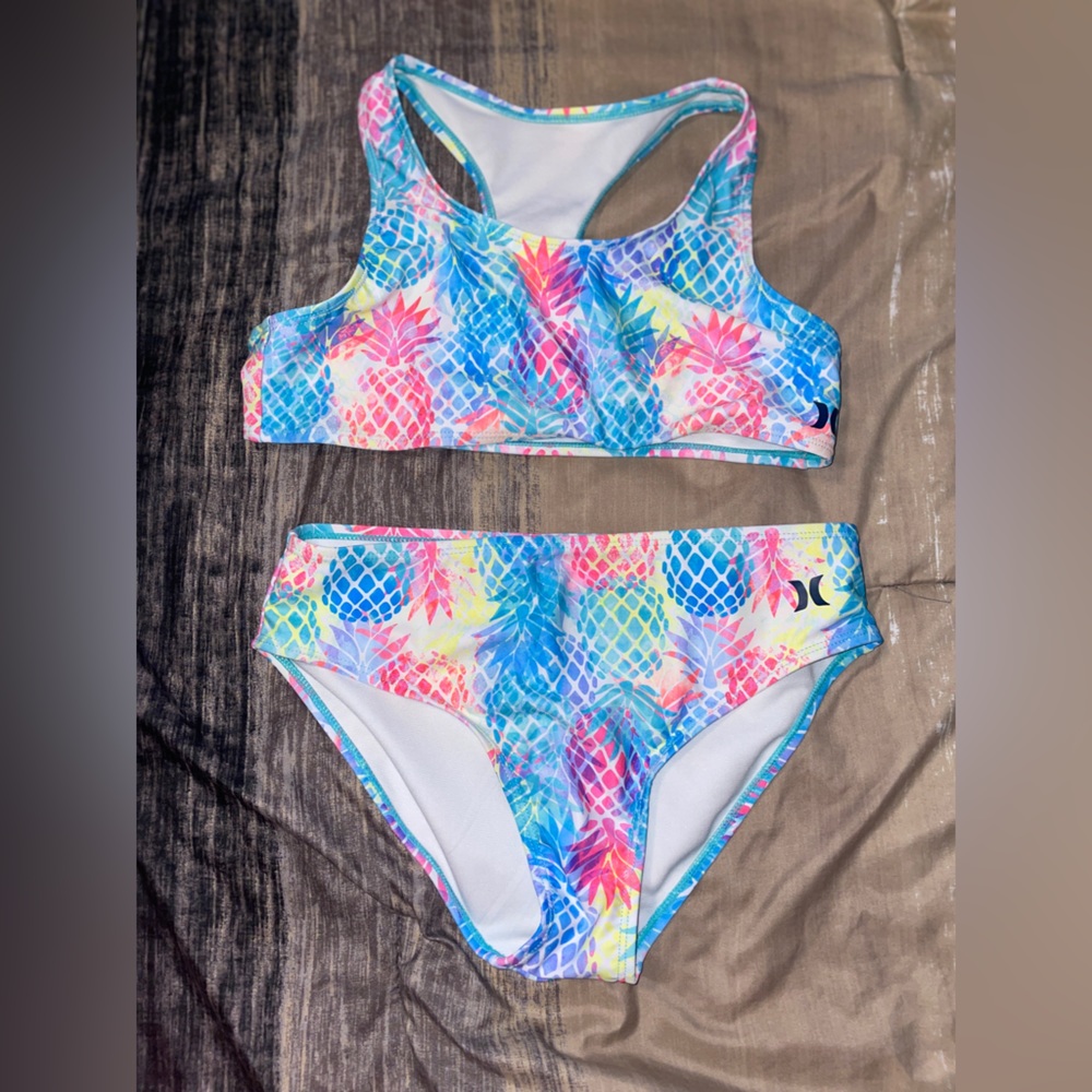 New never worn Hurley kids swimsuit